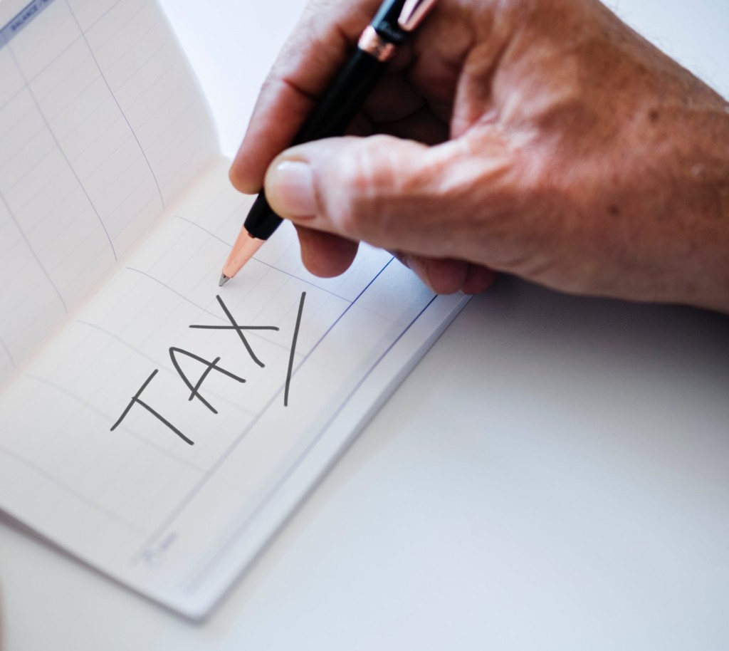 Get On Top Of Your Tax With These 9 Simple Tips