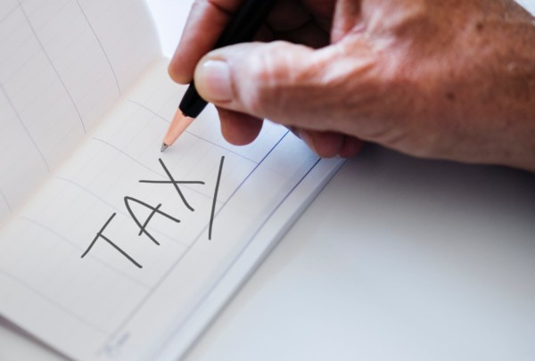 Get On Top Of Your Tax With These 9 Simple Tips